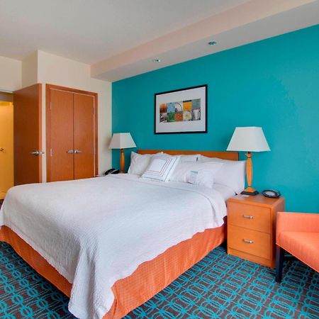 Fairfield Inn & Suites By Marriott קלרמונט מראה חיצוני תמונה